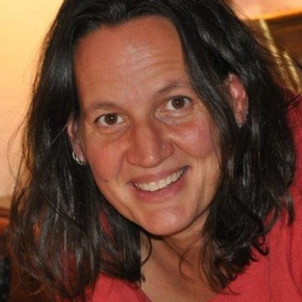 Professional photo of Juliette Young