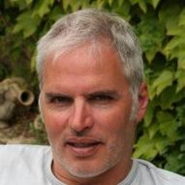 Professional photo of Adam Vanbergen