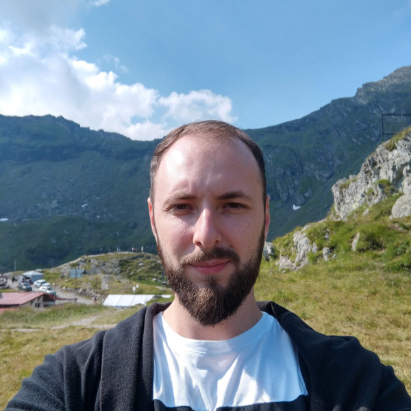 Professional photo of Valentin Dinu